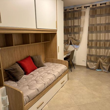 Onda Di Porta A Mare Apartment Ливорно Екстериор снимка