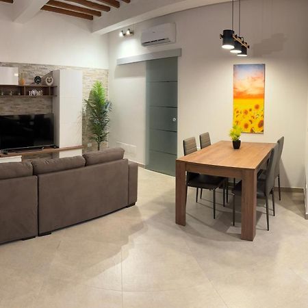 Onda Di Porta A Mare Apartment Ливорно Екстериор снимка